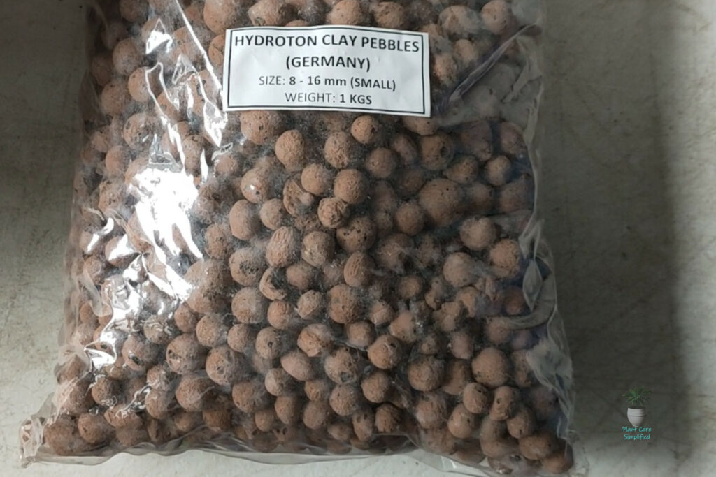  Bag of new, expanded clay aggregate
